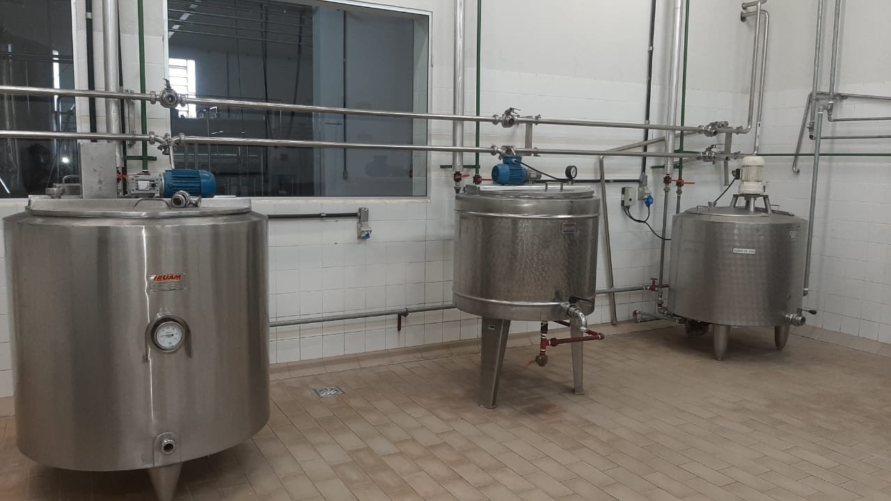 Iogurtes e bebidas lácteas