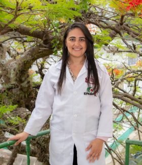 Kely de Paula Correa